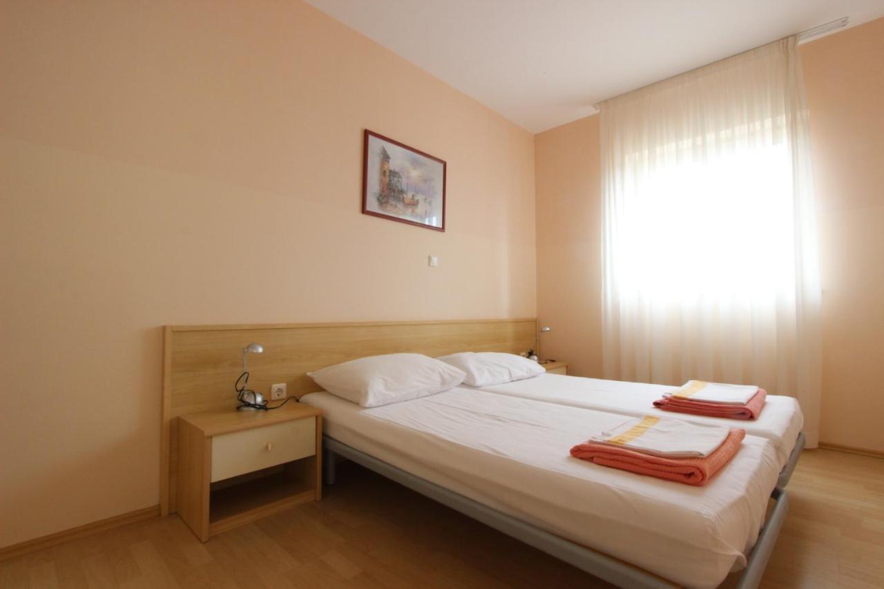 Apartments Miriam Premantura Extérieur photo
